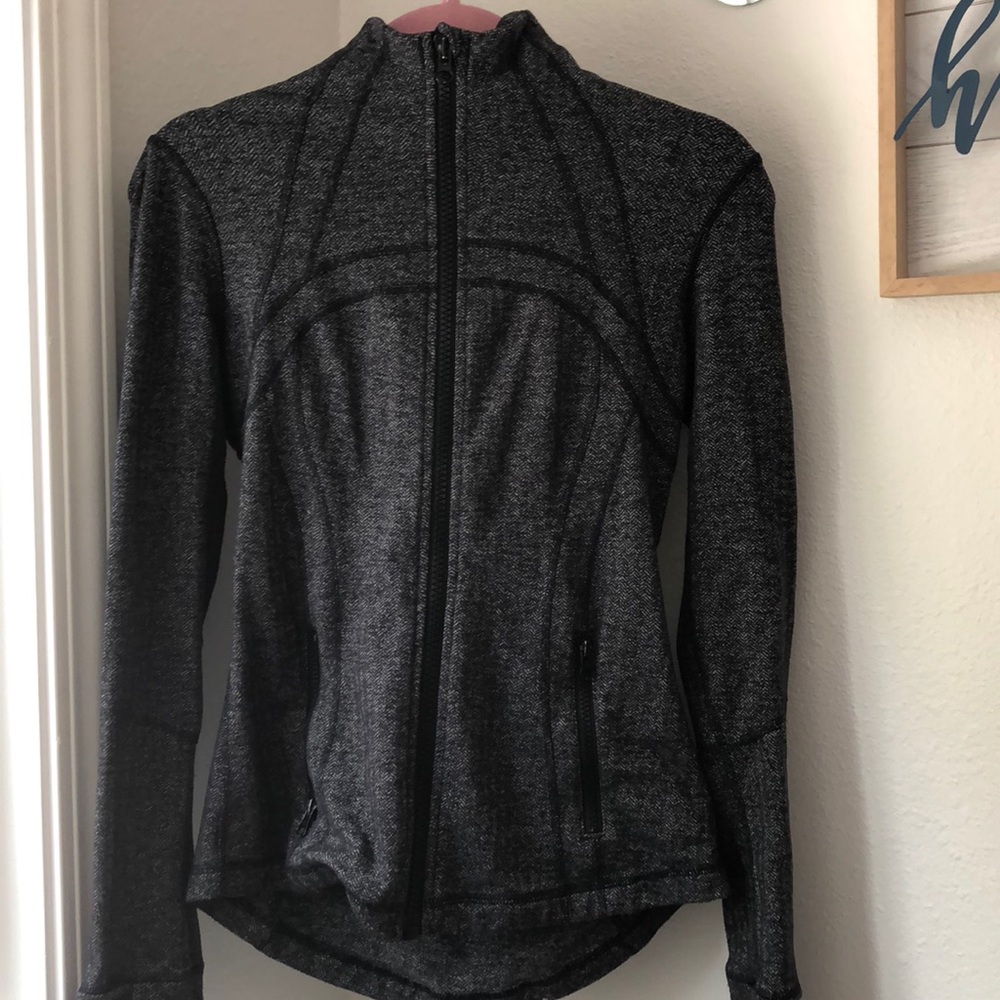 Lululemon skin tight jacket